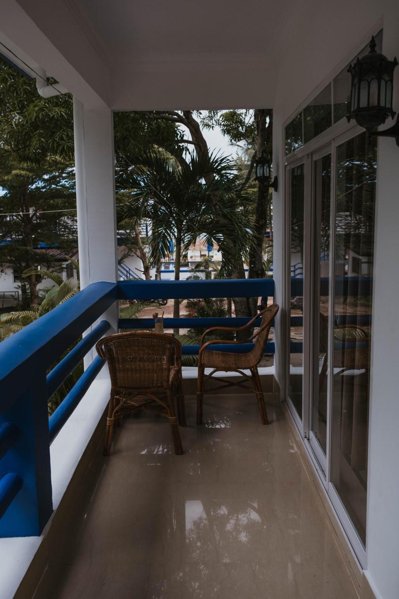 Amor Resort Koh Rong Derm Tkov Village Exterior photo