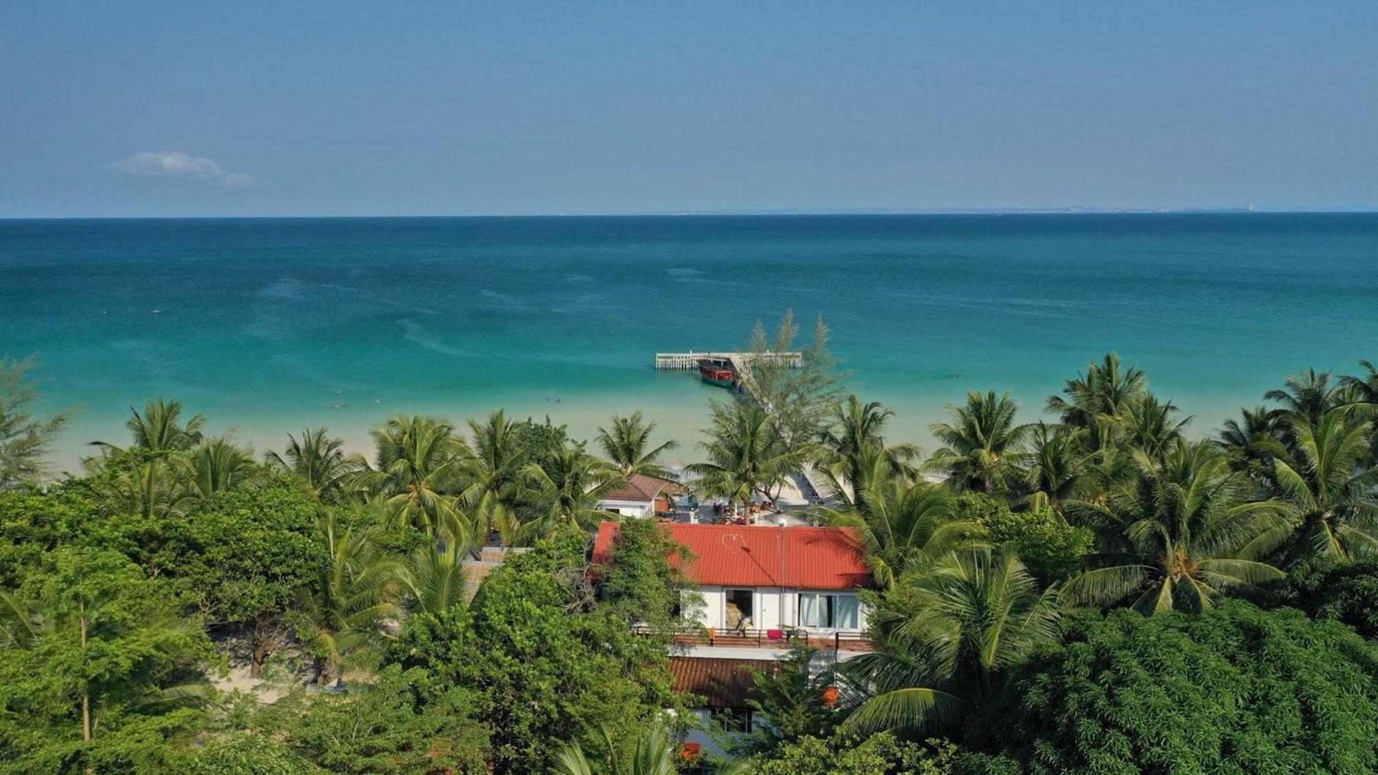 Amor Resort Koh Rong Derm Tkov Village Exterior photo