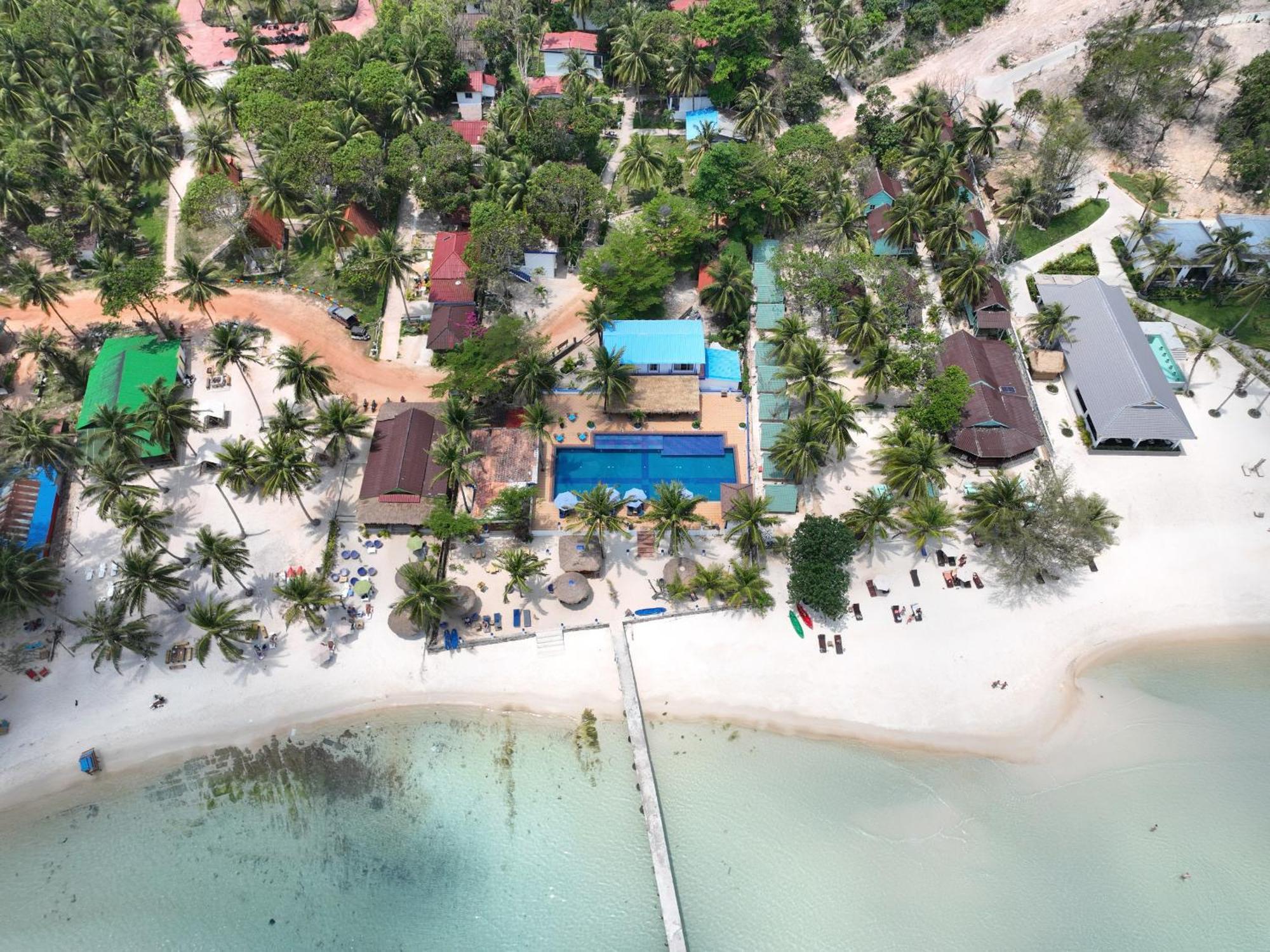 Amor Resort Koh Rong Derm Tkov Village Exterior photo